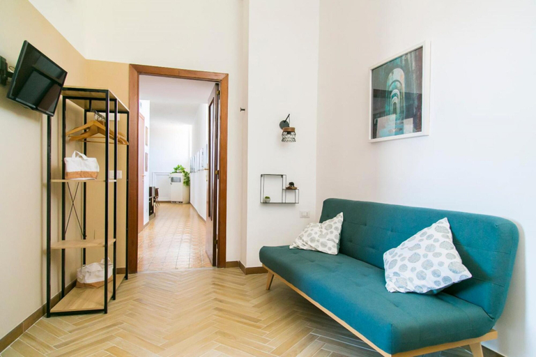 Others 5, A Casa di Nina Guest House - Intero Appartamento, Napoli