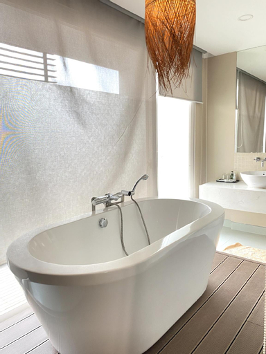 Spacious Apartment with Bathtub - PNT House, District 3