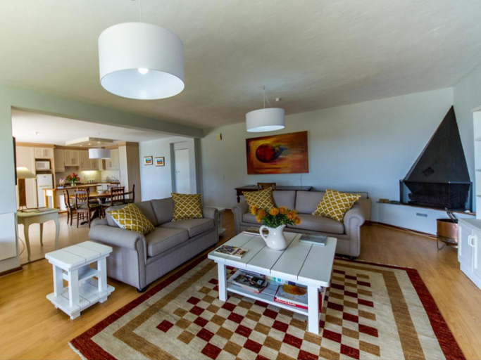 Others 3, Villa Vista, City of Cape Town