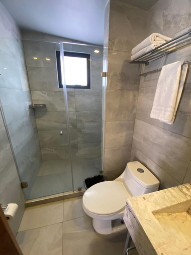 Bathroom 4, Suites Lerma, Mexico City