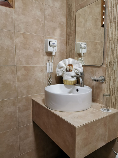Bathroom 4, Hotel Hulku, Cozumel