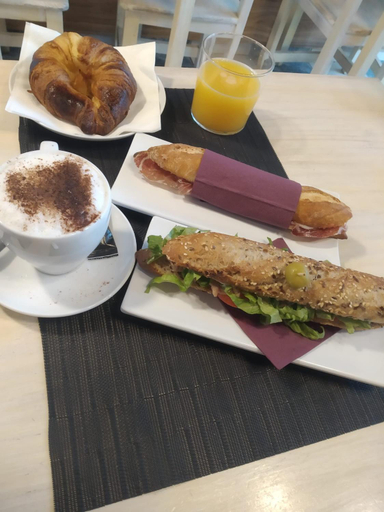 Food & Drinks, AinB Eixample - Miró, Barcelona