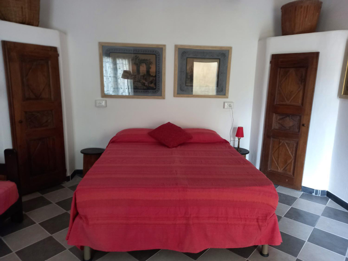 Bedroom 5, La Macina, Genova