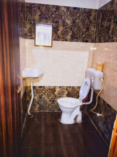 Bathroom 1, Balaji homestay Mathura in Vrindavan, Mathura