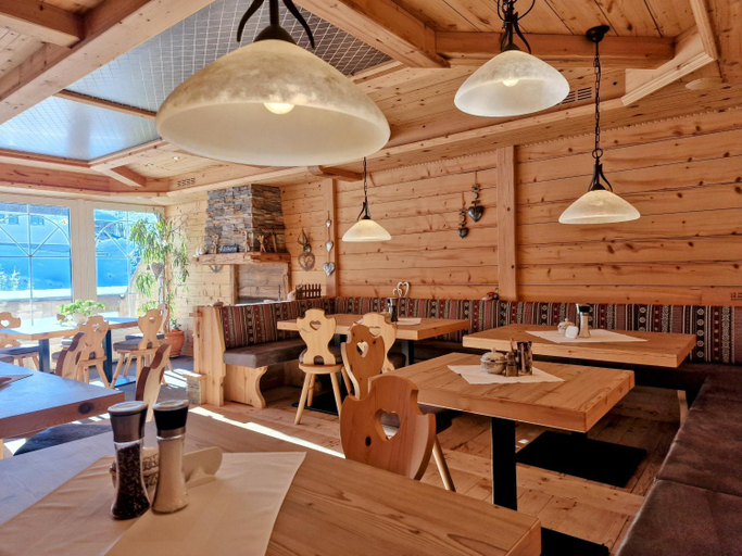 Food & Drinks 4, Berghotel Almrausch, Reutte