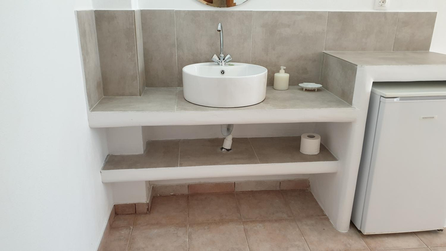 Bathroom 4, ILIADA-ODYSSEAS RESORT, South Aegean