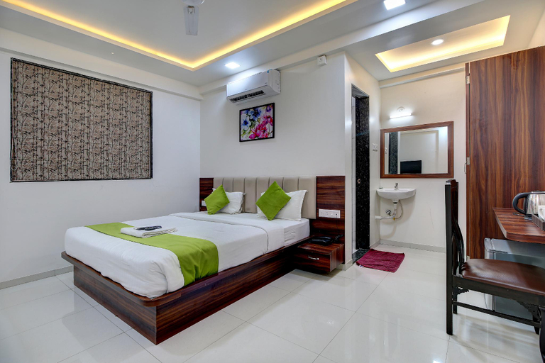 Others 2, StayBird - Nest, Kharadi, Pune