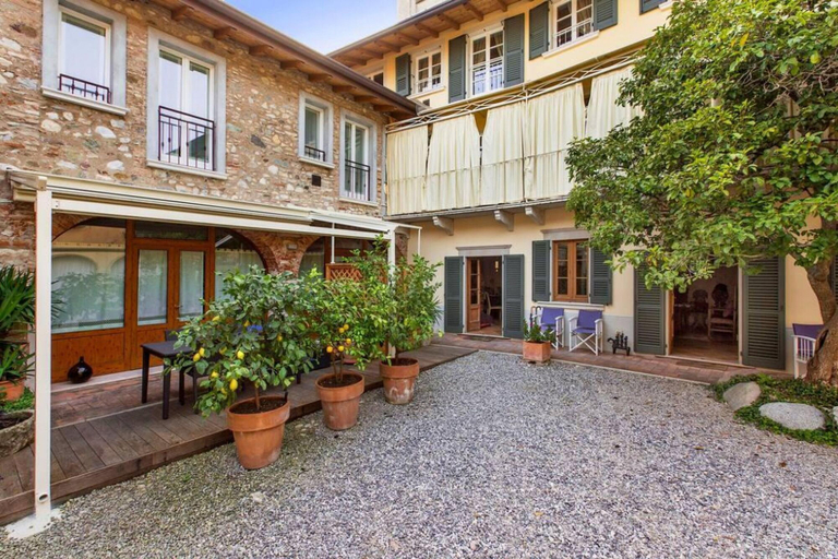 Room 2, Barchi Resort Apartments Suites Villa Castello - Patio Villa Castello, Brescia