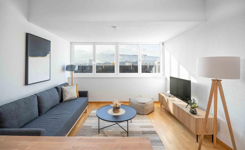 Food & Drinks 5, Modern 3BDR Duplex with Skyroof in Trendy Zurich West, Zürich