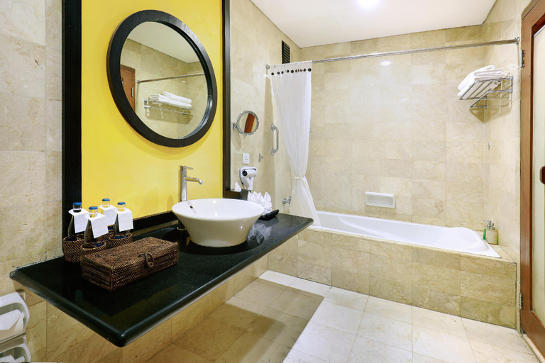 Bathroom 13