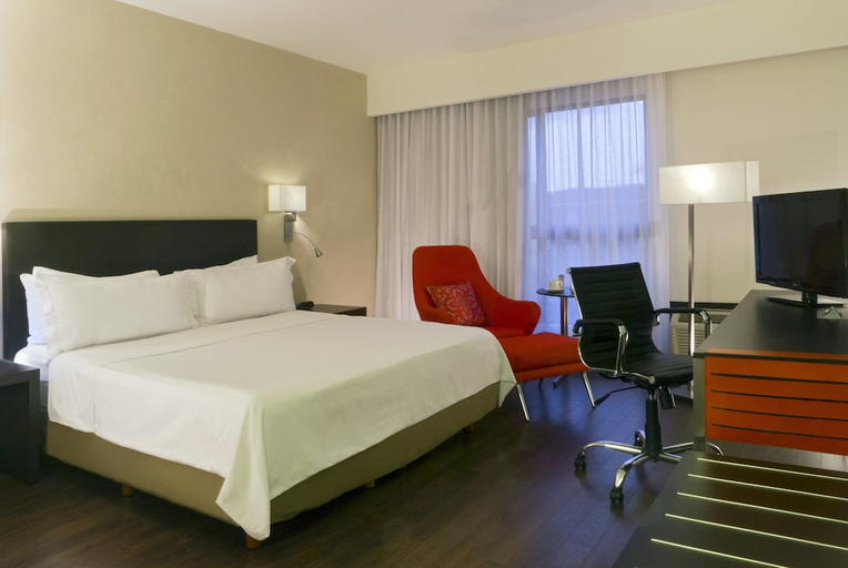 Bedroom 3, Fiesta Inn Leon, León