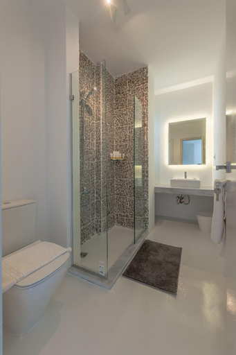 Room 3, Vesta - Superior Apt - 3Br - Swan Lake, Al-Ghurdaqah 2