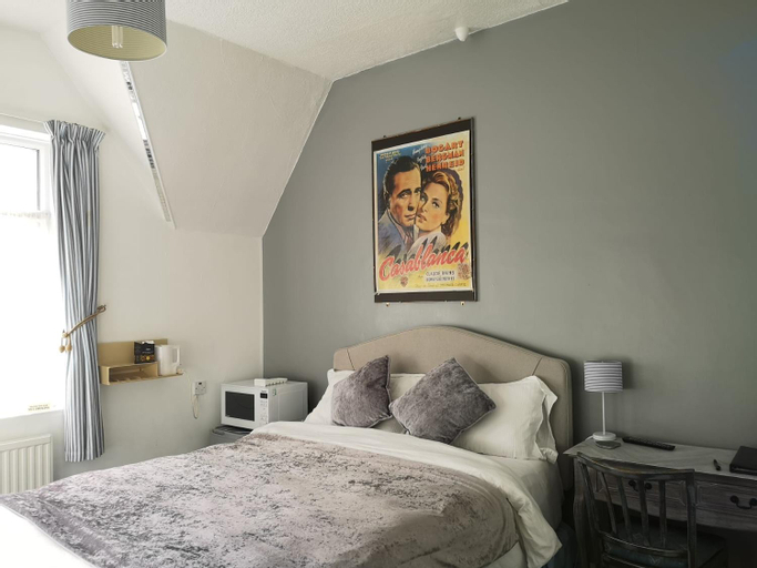 Bedroom 6