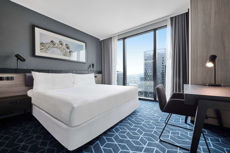 Bedroom 4, Vibe Hotel Melbourne Docklands, Melbourne