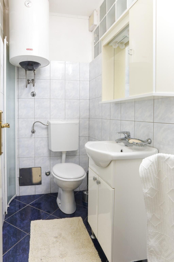 Bathroom 4, Apartment Antun, Dubrovnik