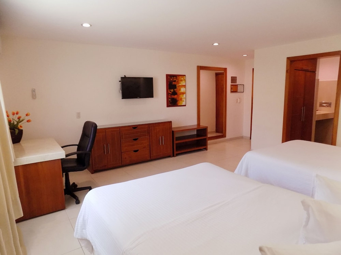 Bedroom 2, Hotel Las Palomas, Tepic
