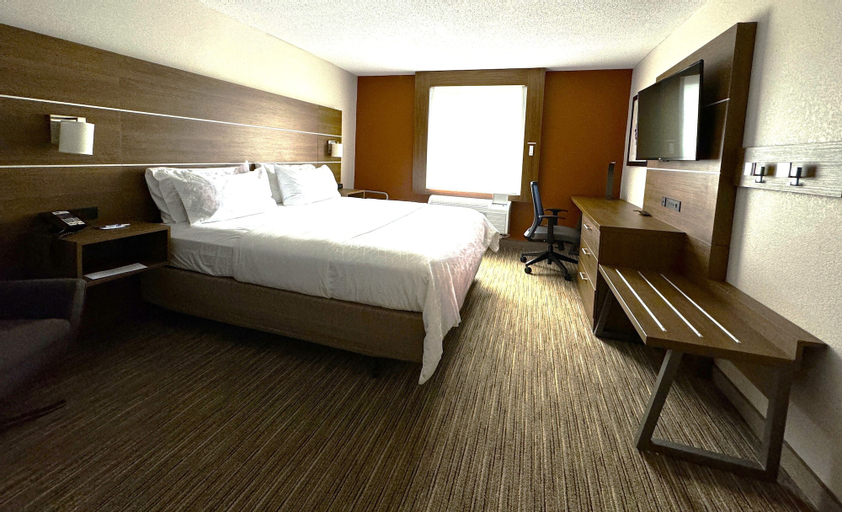 Bedroom 17