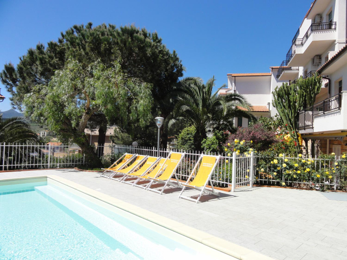 Sport & Beauty 5, Residence Dei Fiori, Savona