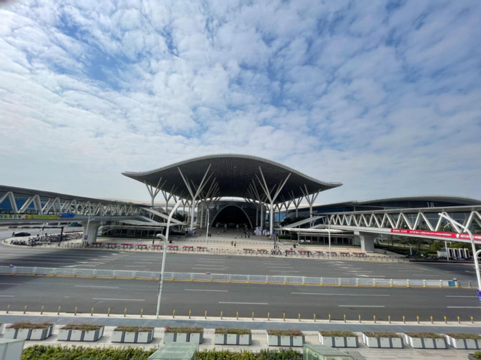 Royal Executive Apartment, Shenzhen World Exhibition & Convention Center, Nearby Shenzhen World Nort, Shenzhen