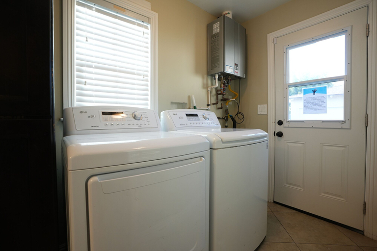 Bathroom 3, Destination #23, Orange