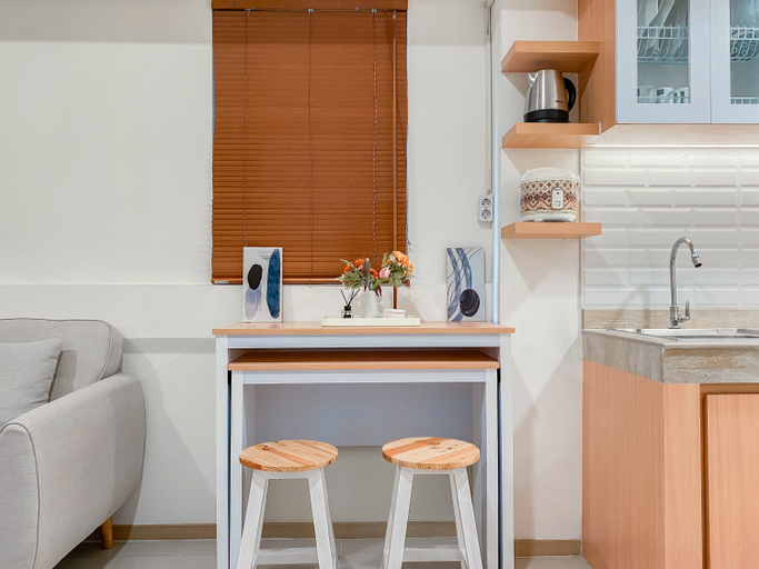 Others 5, Comfort 2BR at Meikarta Apartment Cikarang By Travelio, Cikarang