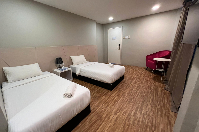 Bedroom 8