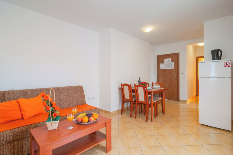 Others 5, Apartments Island Beat, Supetar