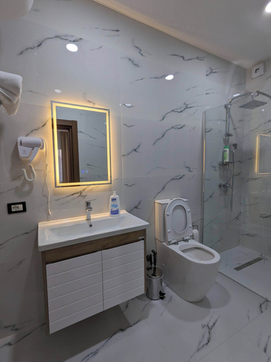 Bathroom 4, Hotel Aleks, Shkodrës