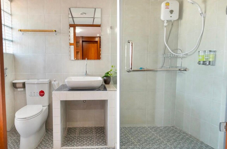 Bathroom, Mona House, Pulau Phuket