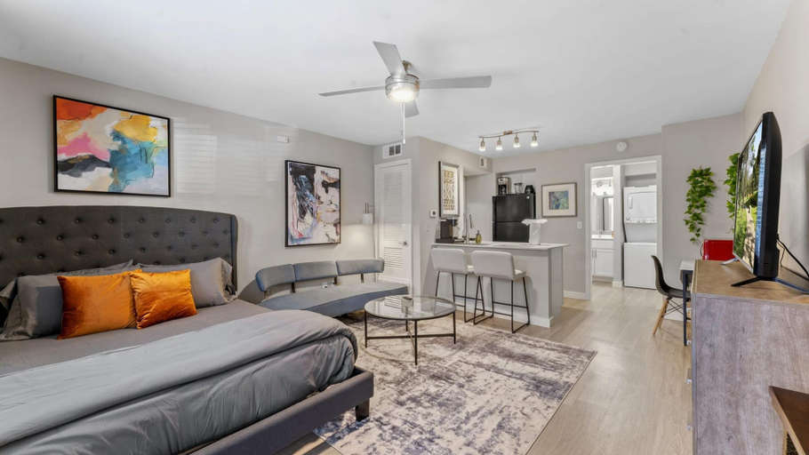 Interior 3, Quaint Studio Close to Downtown and Domain, Travis
