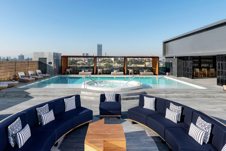 Sport & Beauty 2, Hilton Guadalajara Midtown, Guadalajara