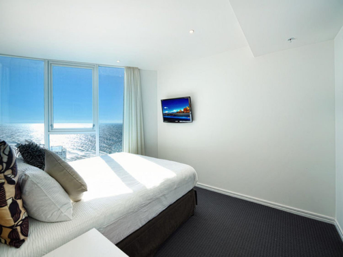 Bedroom 3, Number 1 H Luxury Residence - Netflix, WiFi + More, Gold Coast