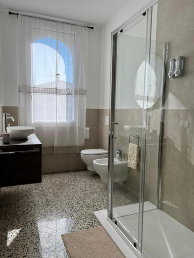 Bathroom 3, Residence Giove, Treviso