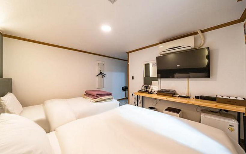 Others 5, Chungju Gana Inn, Chungju