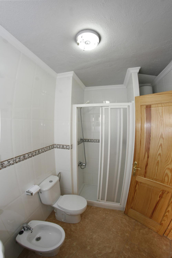 Bathroom 5, Las Faluas by Youroom, Las Palmas