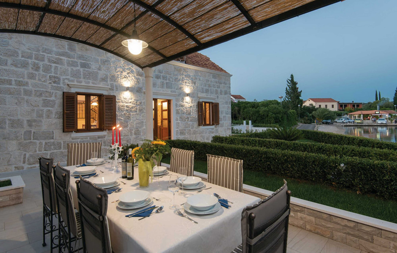 Food & Drinks 4, Holiday Home Lovište, Orebić