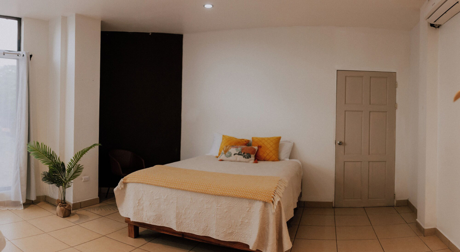 Bedroom 3, Karao - Guancaste Airport, Liberia
