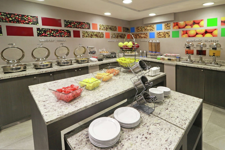 Food & Drinks 5, Hampton Inn By Hilton Monterrey-Airport, Apodaca