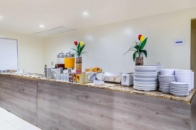 Food & Drinks 4, GREEN WOOD HOTEL TORREON, Torreón