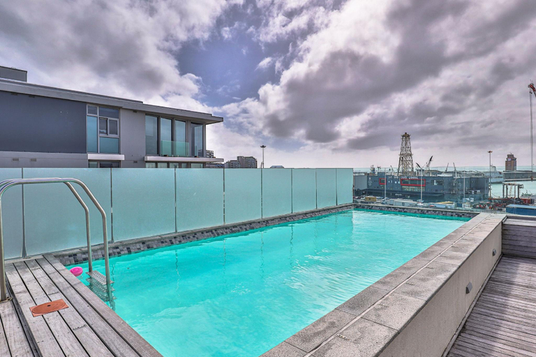 Sport & Beauty 5, Harbour Bridge 417 by CTHA, City of Cape Town