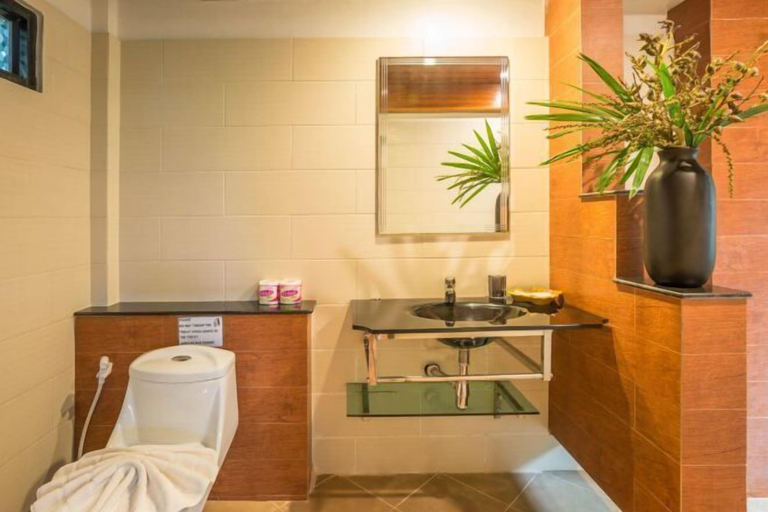 Bathroom 11