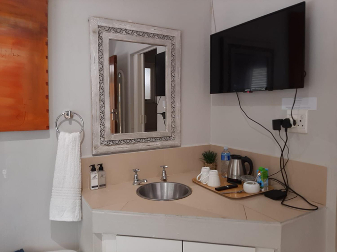 Others 5, Villa Vista, City of Cape Town