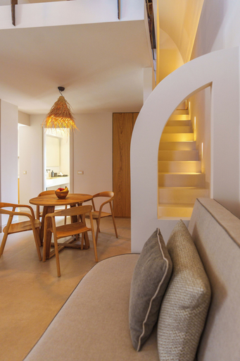 Others 5, Halo Santorini- Living Experience, South Aegean