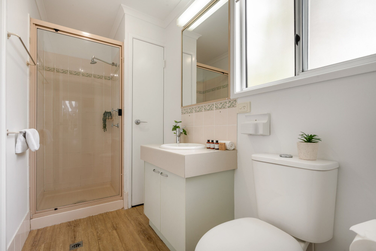 Bathroom 3, Tasman Holiday Parks - Ballina, Ballina