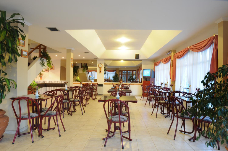 Restaurant 3, Hotel Salerno, Santa María