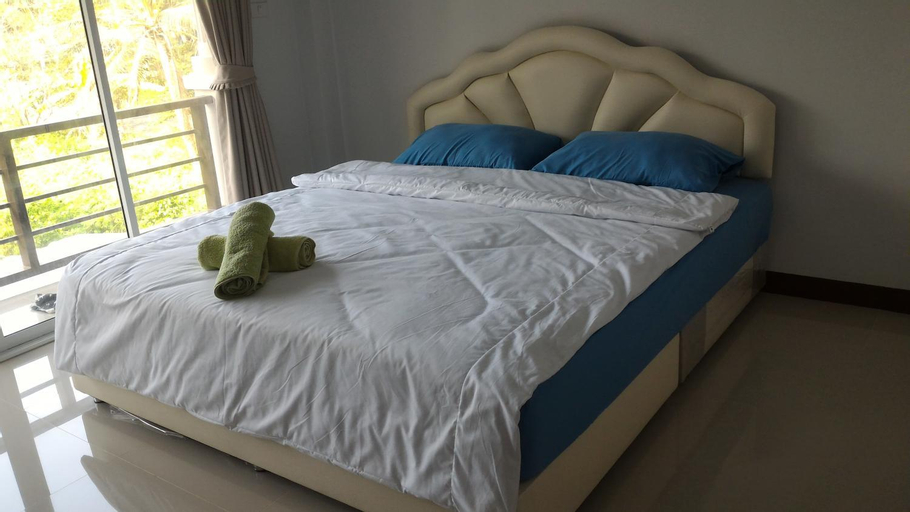 Bedroom 8