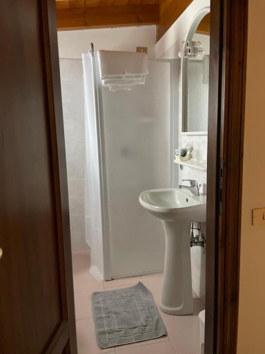Bathroom, Hotel Polle Life, Modena