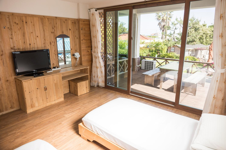 Bedroom 4, Galeum Guesthouse, Seogwipo