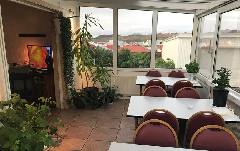 Others 5, Guesthouse Arny, Vestmannaeyjar