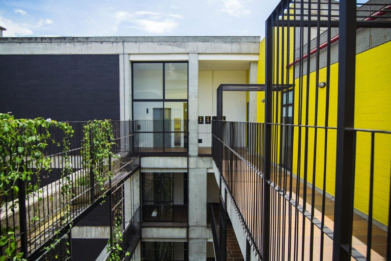 Room 5, w Modern Loft in Laureles, Medellín
